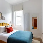 Stunning Earls Court Flat