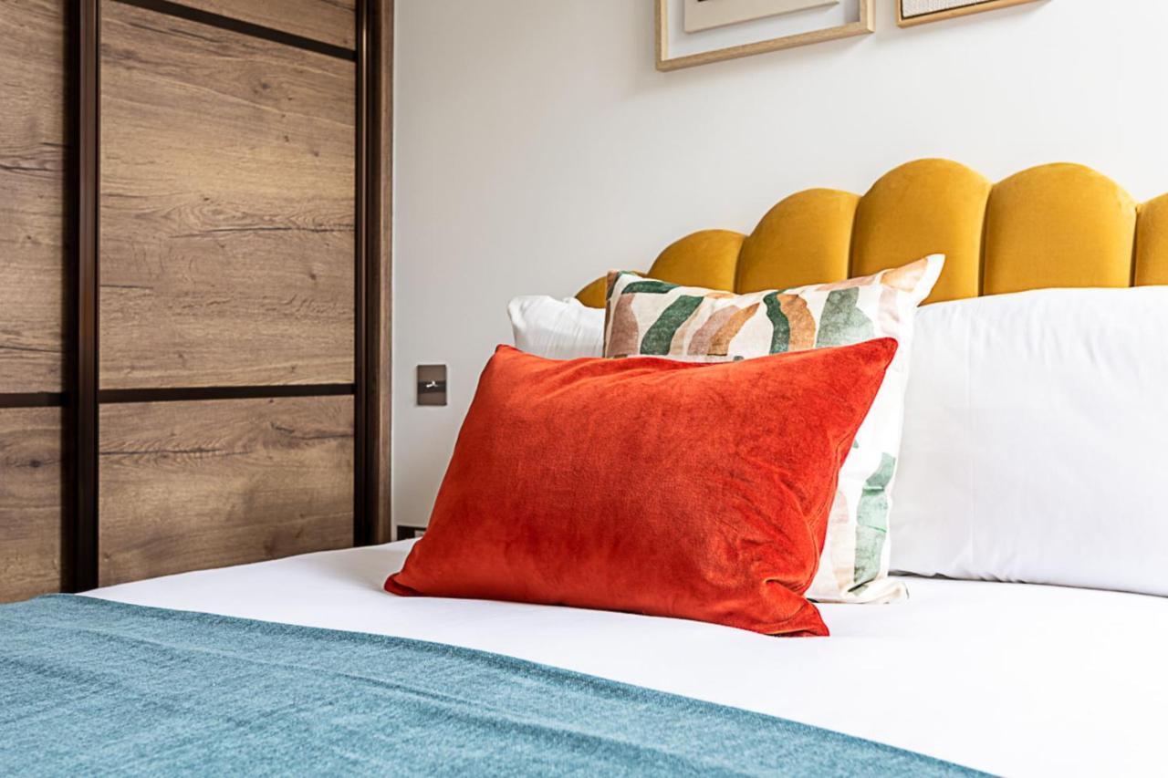 Stunning Earls Court Flat Londra