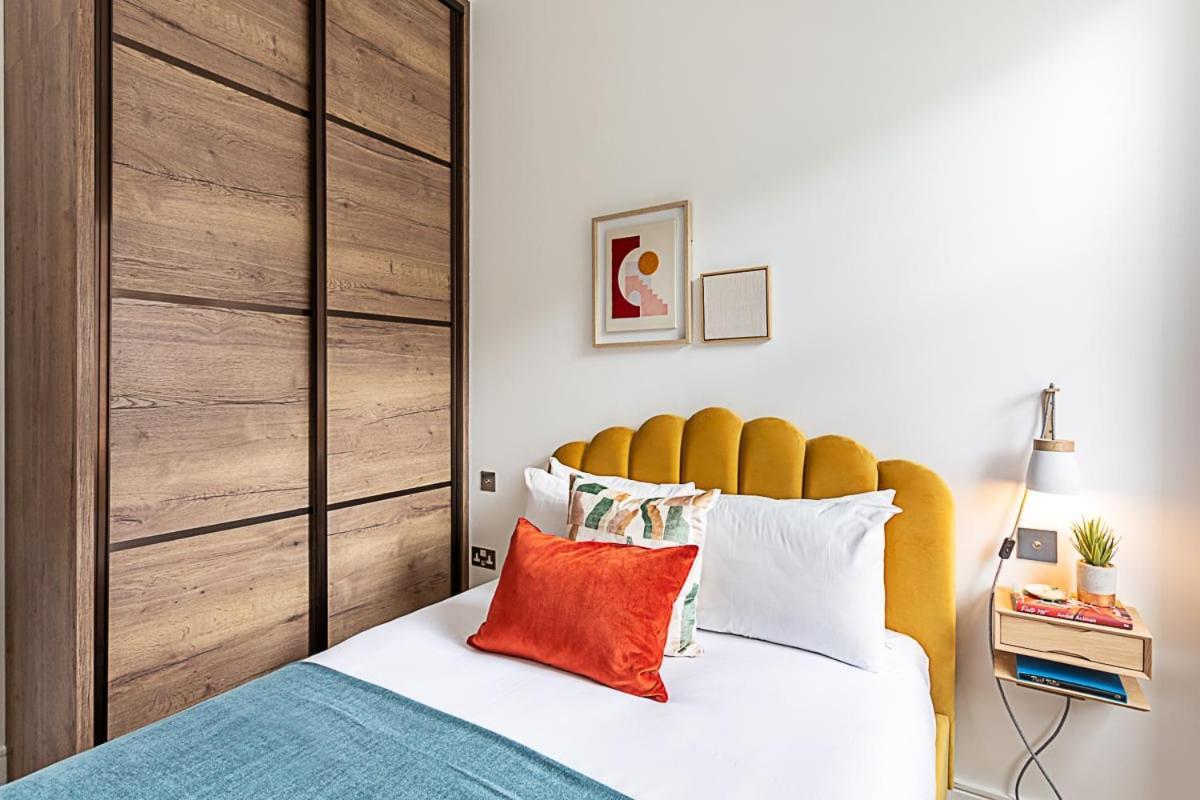 Stunning Earls Court Flat