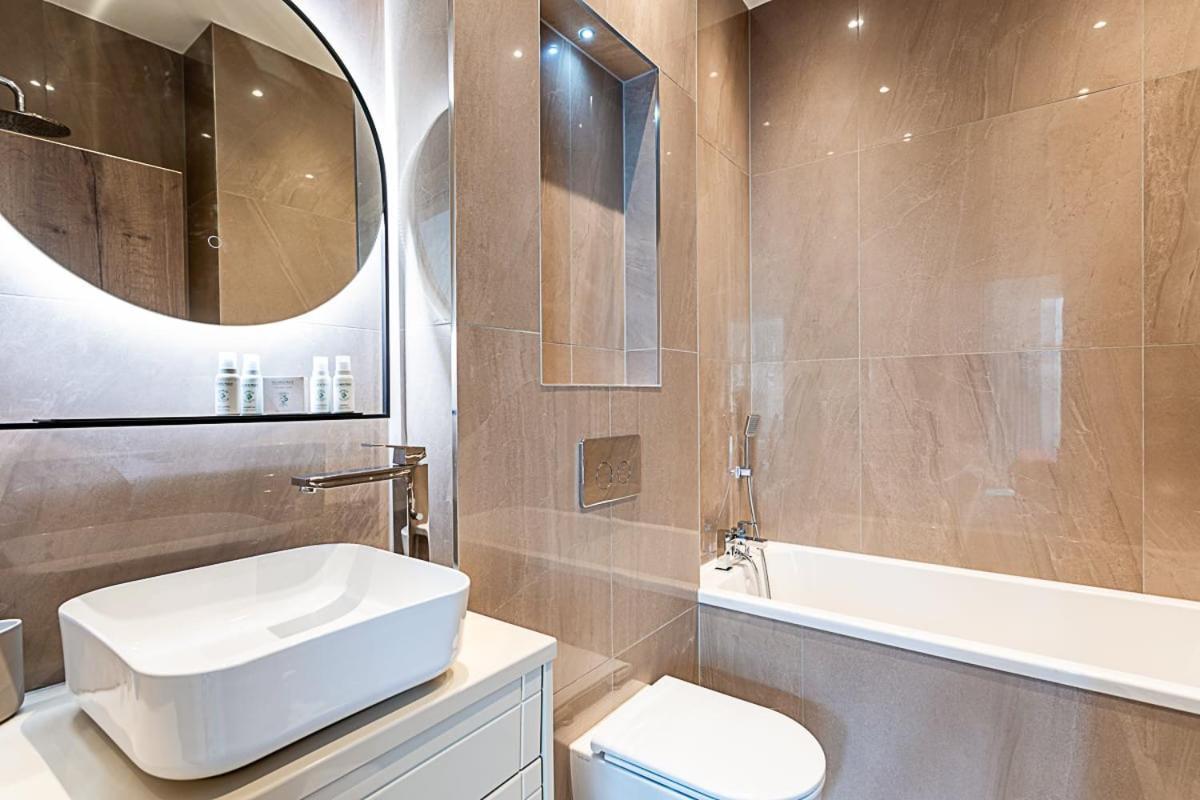 Appartamento Stunning Earls Court Flat Londra