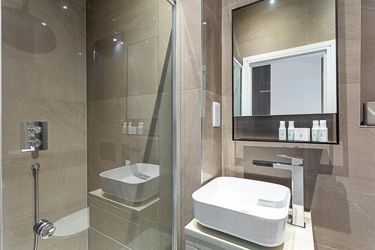 Stunning Earls Court Flat Londra
